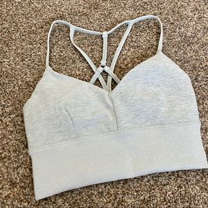[Size XS] - Alo Yoga Alosoft Lavish Bra